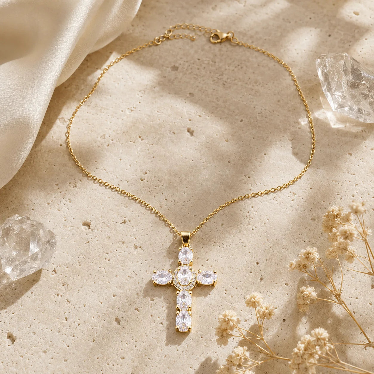 Fashion Cross Pendant Collarbone Necklace for Women