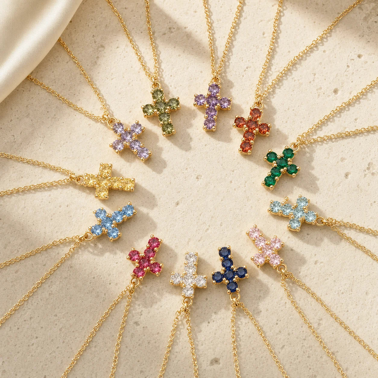 Good Luck Fashion Cross Pendant Necklace with Zircon
