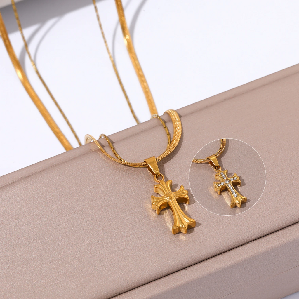 Chic Cross Pendant Necklace in 316L Stainless Steel – 18K Gold PVD Plated