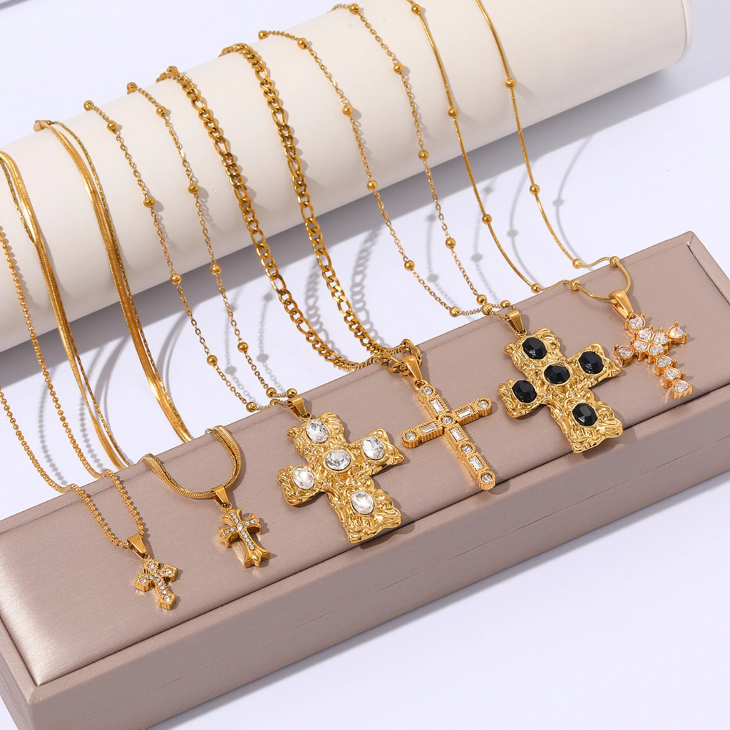 Chic Cross Pendant Necklace in 316L Stainless Steel – 18K Gold PVD Plated