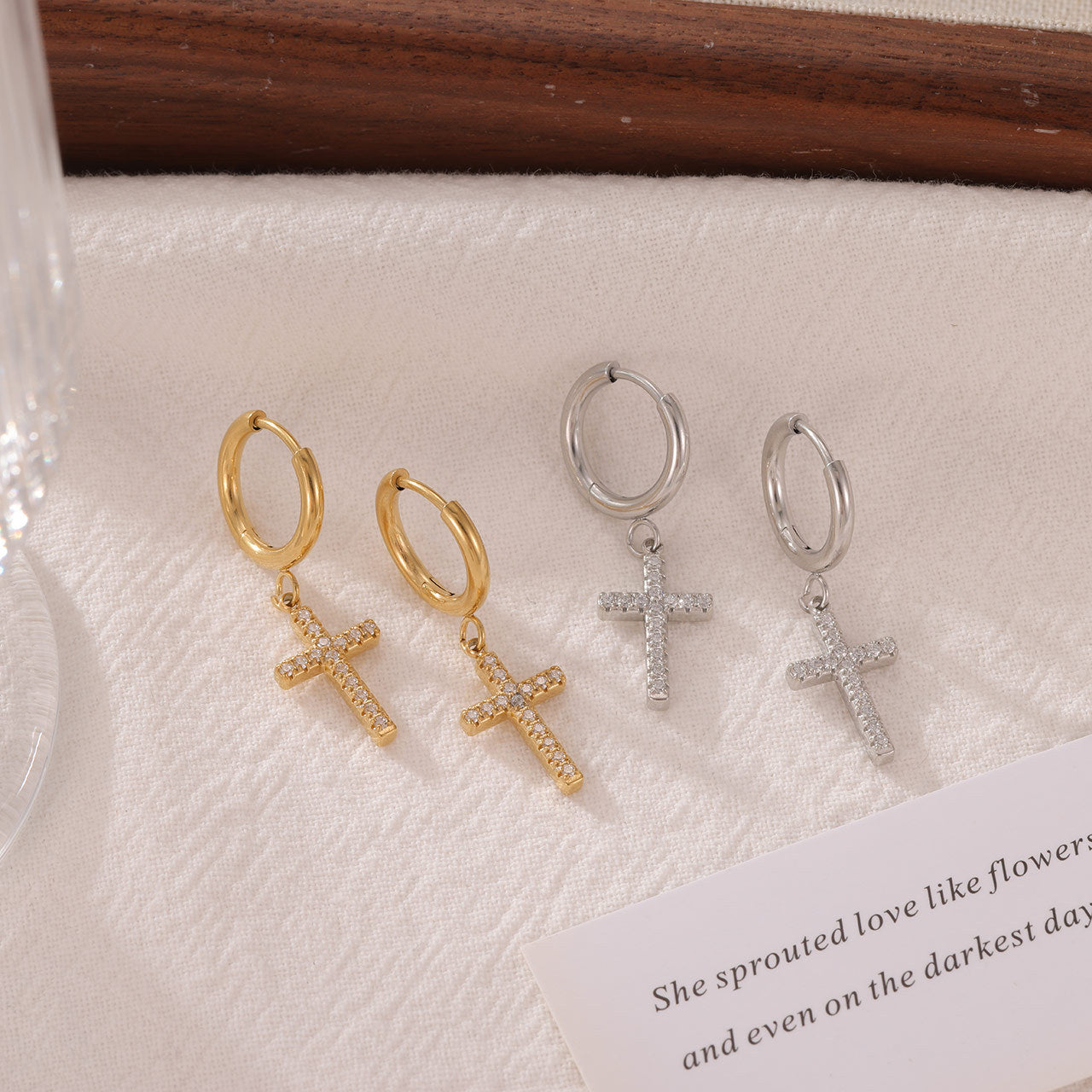 Minimalist 18K Gold Plated Cross Zircon Necklace – Stainless Steel Jewelry