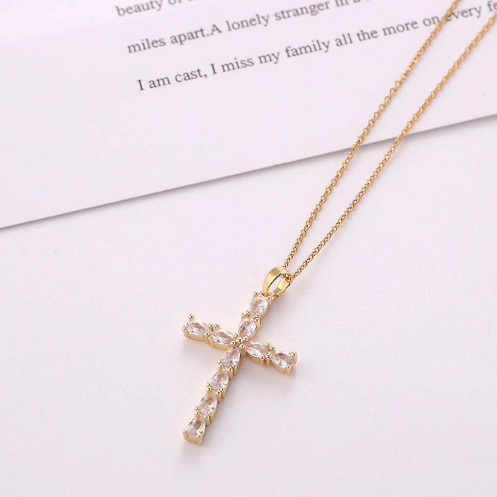 High Quality Gold Cross Necklace with Sparkling Cubic Zirconia
