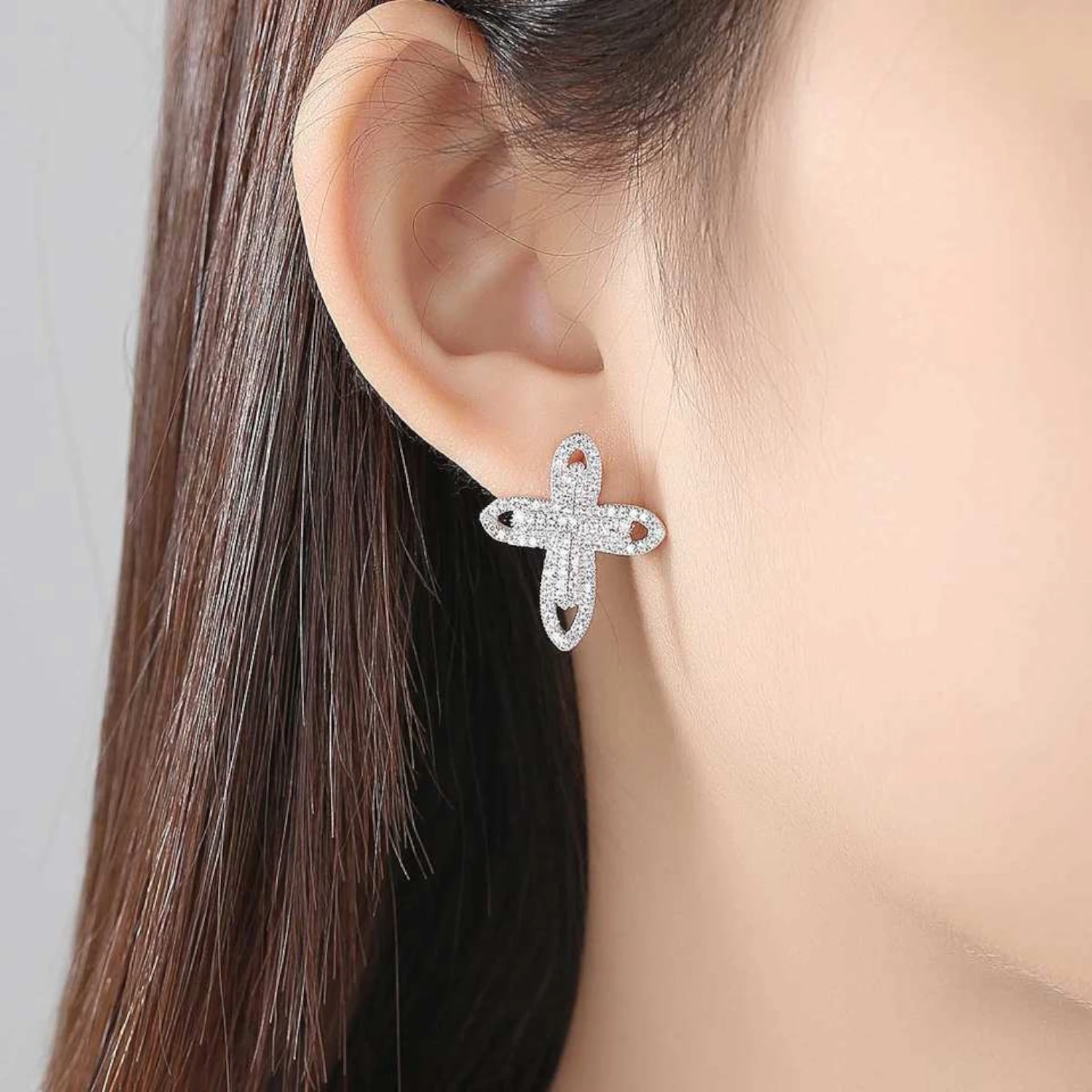 Luottemi Cross Stud Earrings with Tiny Zircon Elements