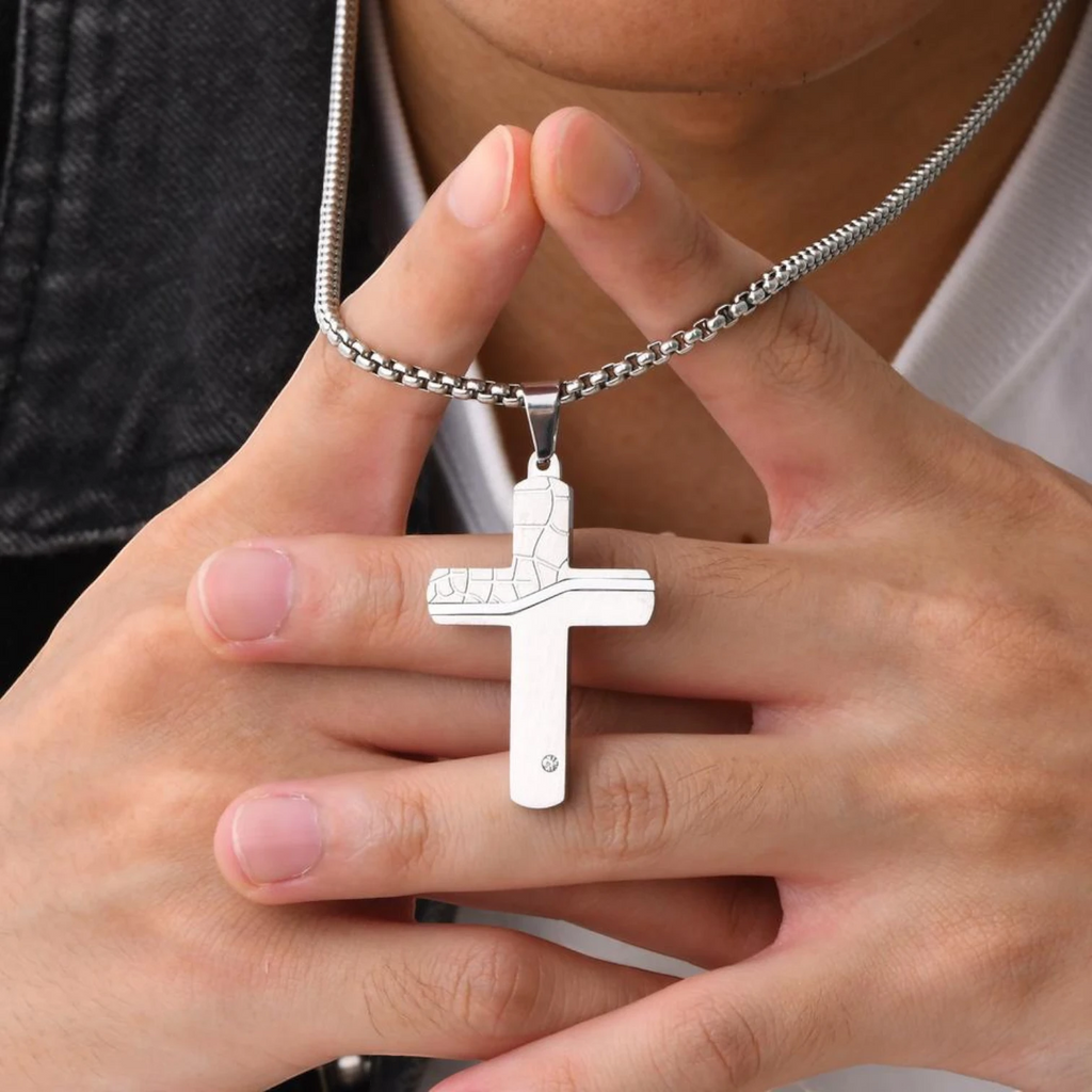 Punk Cracked Cross Pendant Necklace – Stainless Steel Zircon Jewelry
